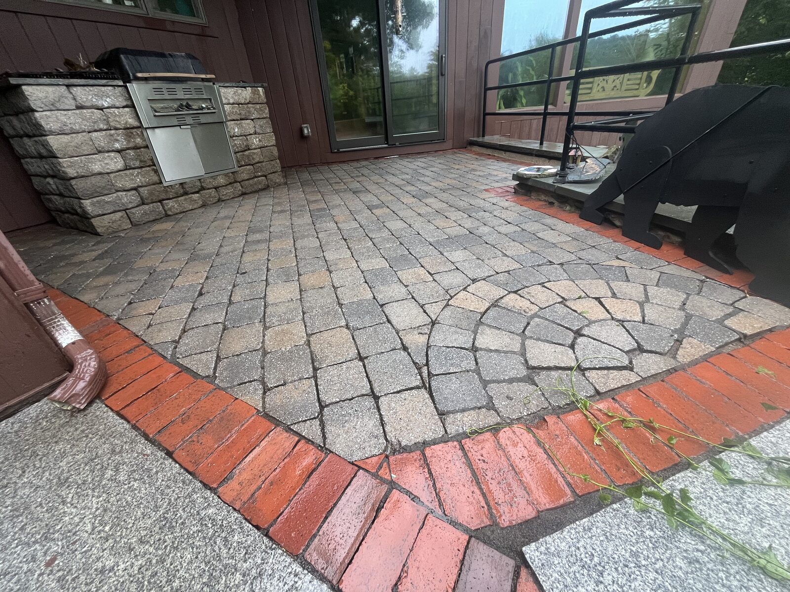 Outdoor surface cleaning in Marshfield MA, cleaner paver sitting area after cleaning by H2WOAH